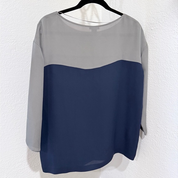 Theory Grey & Navy Colorblock Silk 3/4 Blouse - Picture 3 of 6